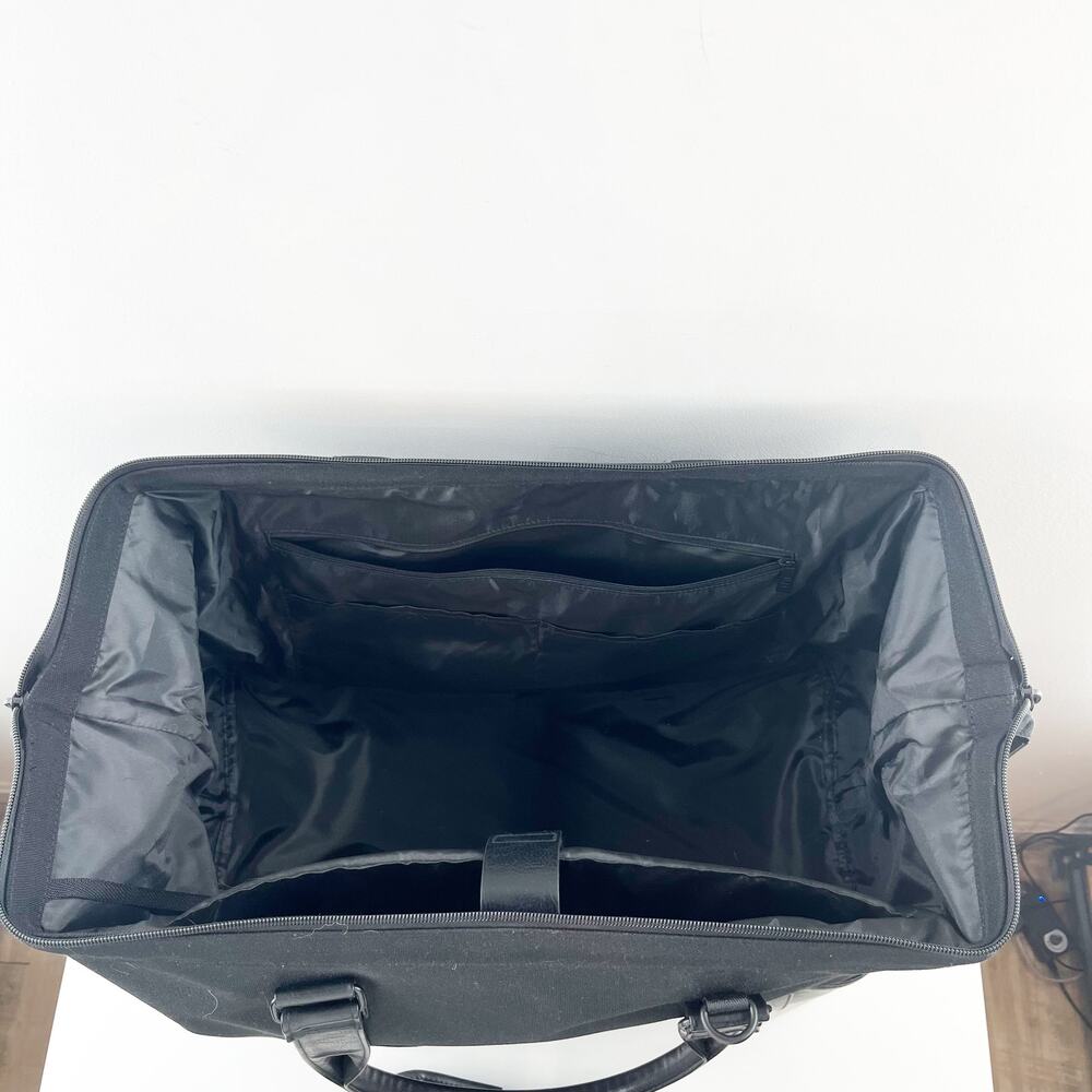 Beis Weekender Travel Overnight Carry On Bag Black - Picture 5 of 9